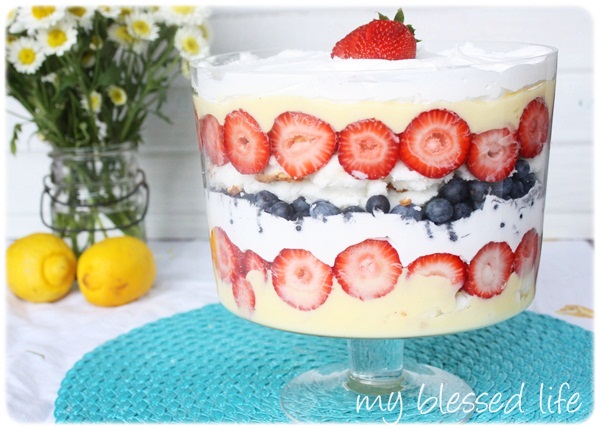 Easy Patriotic Trifle Dessert