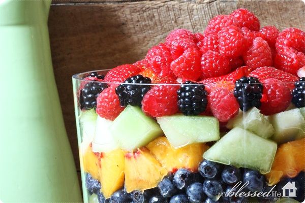 Layered Fresh Fruit Salad Recipe: How to Make It