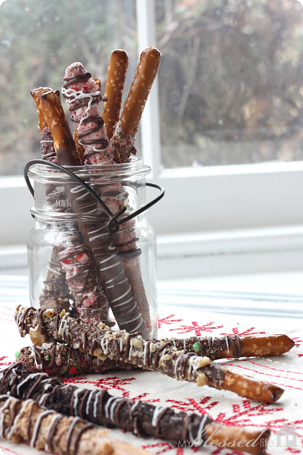 Easy Chocolate Dipped Pretzels