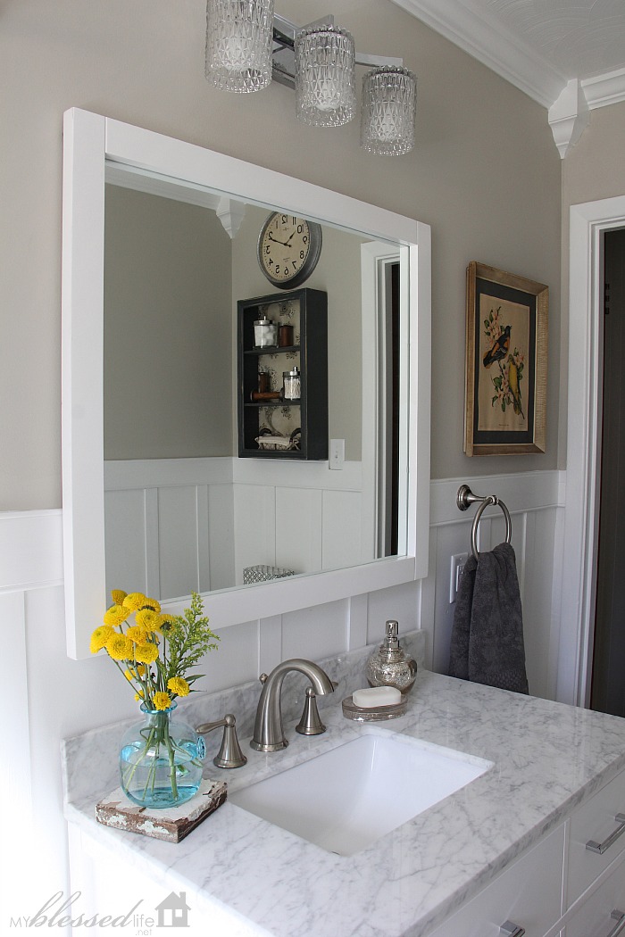 Beautiful Cottage-Style Bathroom Makeover | MyBlessedLife.net