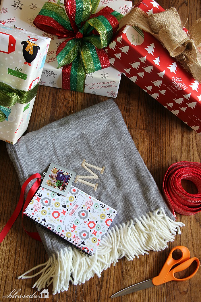 Holiday Gifting With Tiny Prints | MyBlessedLife.net