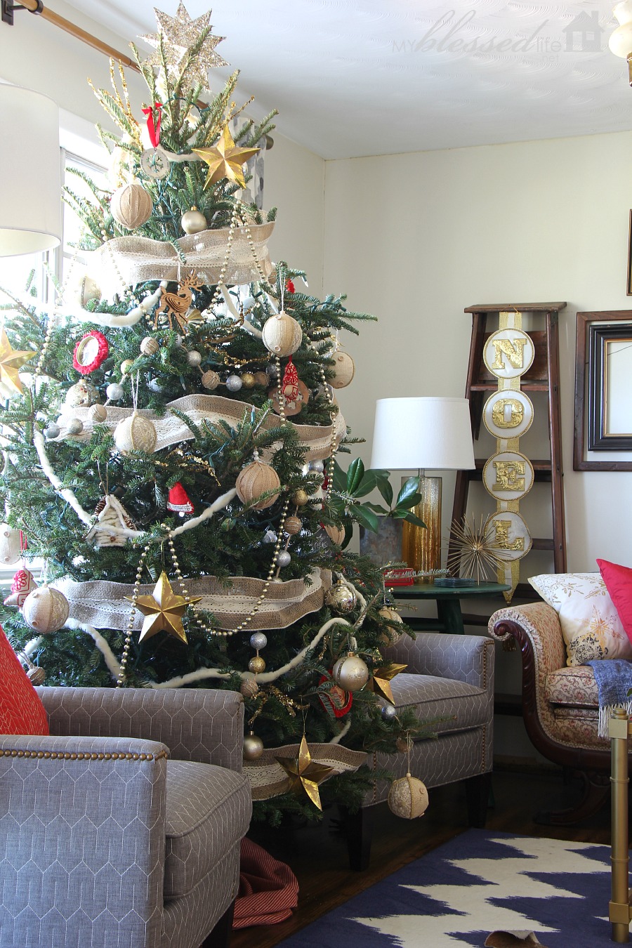 Christmas Living Room 2015 | MyBlessedLife.net