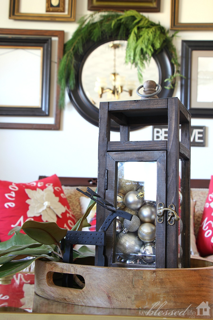 Christmas Living Room 2015 | MyBlessedLife.net