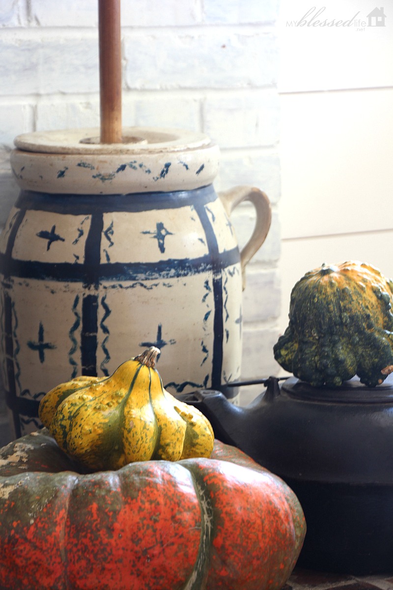 Fall Mantel 2016 | MyBlessedLife.net