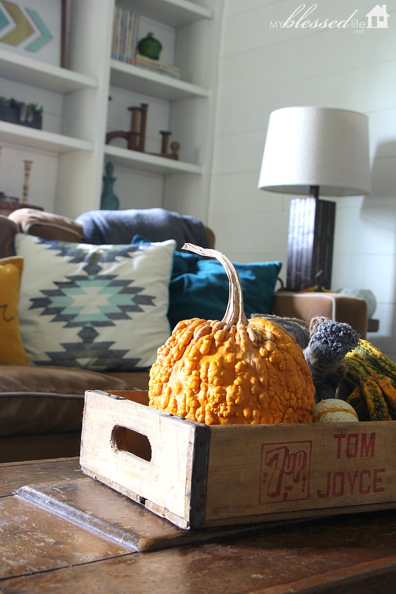 Fall Mantel 2016 | MyBlessedLife.net